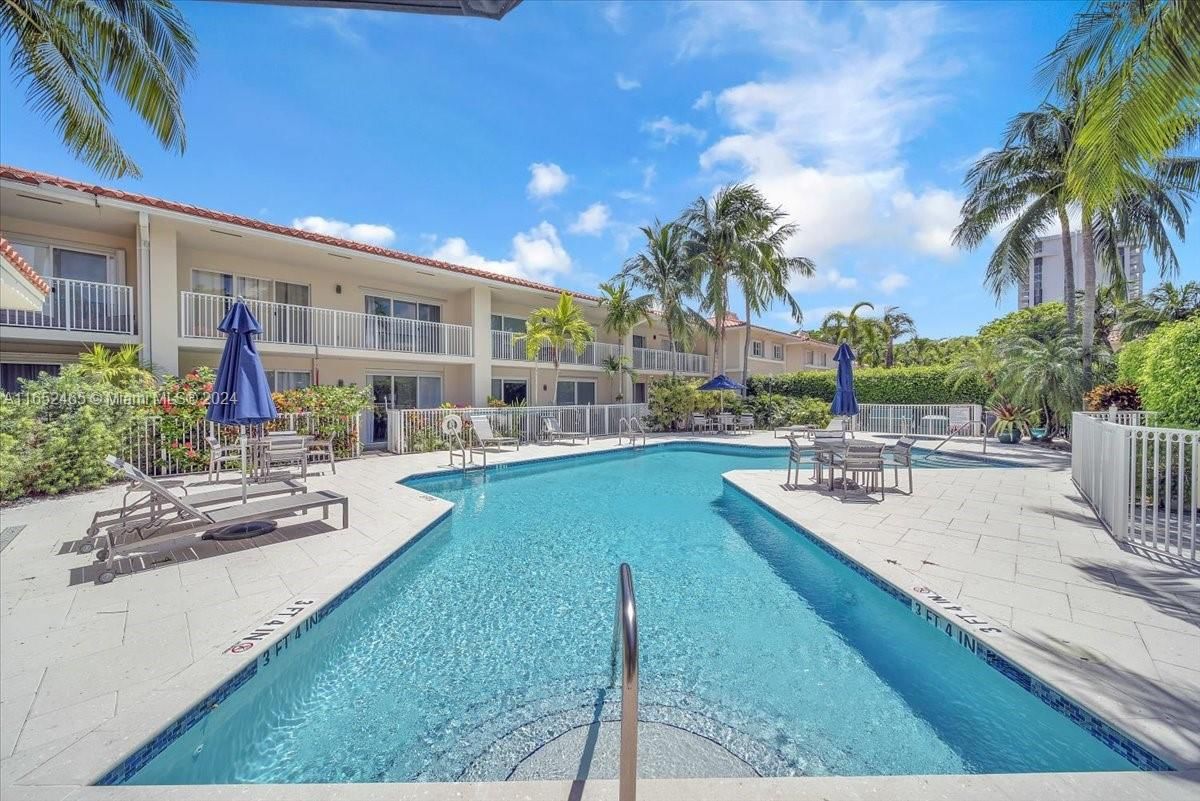 Real estate property located at 3006 Quayside Ln #23, Miami-Dade, THE TOWNHOMES OF QUAYSIDE, Miami, FL