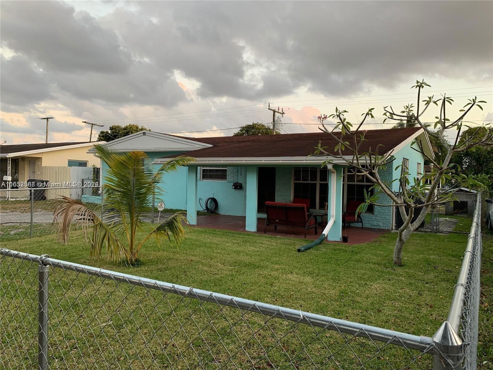 Real estate property located at 7420 Johnson St, Broward, BOULEVARD HEIGHTS SEC 2, Hollywood, FL