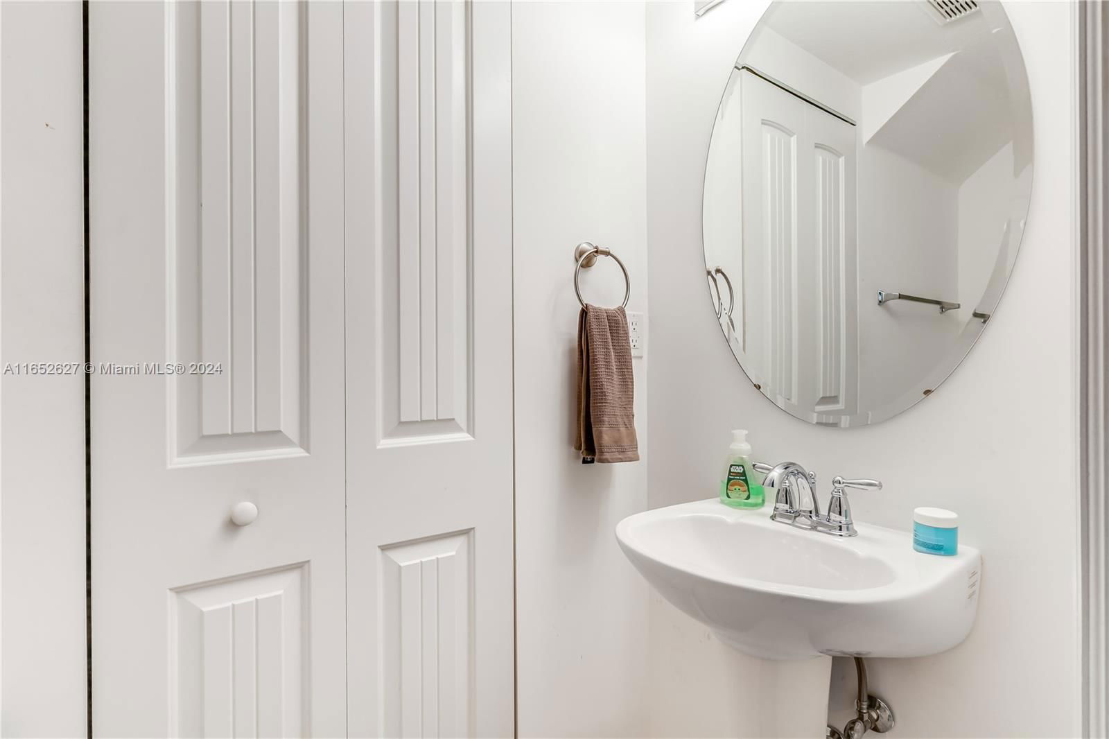 Real estate property located at 21475 14th Ct, Miami-dade, Walden Townhomes, Miami Gardens, FL
