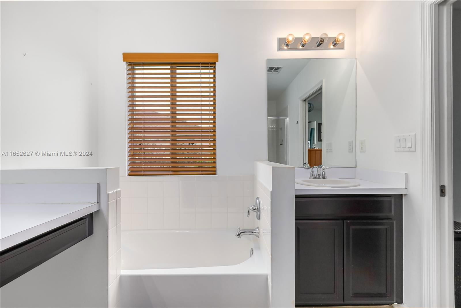 Real estate property located at 21475 14th Ct, Miami-dade, Walden Townhomes, Miami Gardens, FL