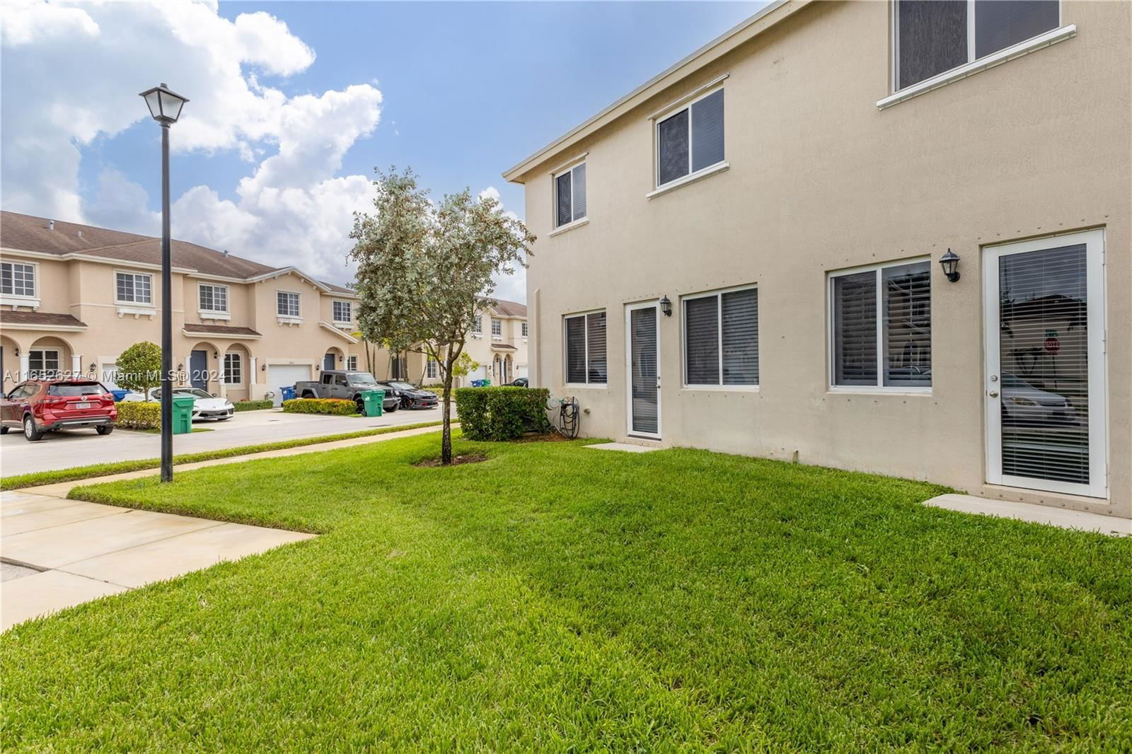Real estate property located at 21475 14th Ct, Miami-dade, Walden Townhomes, Miami Gardens, FL