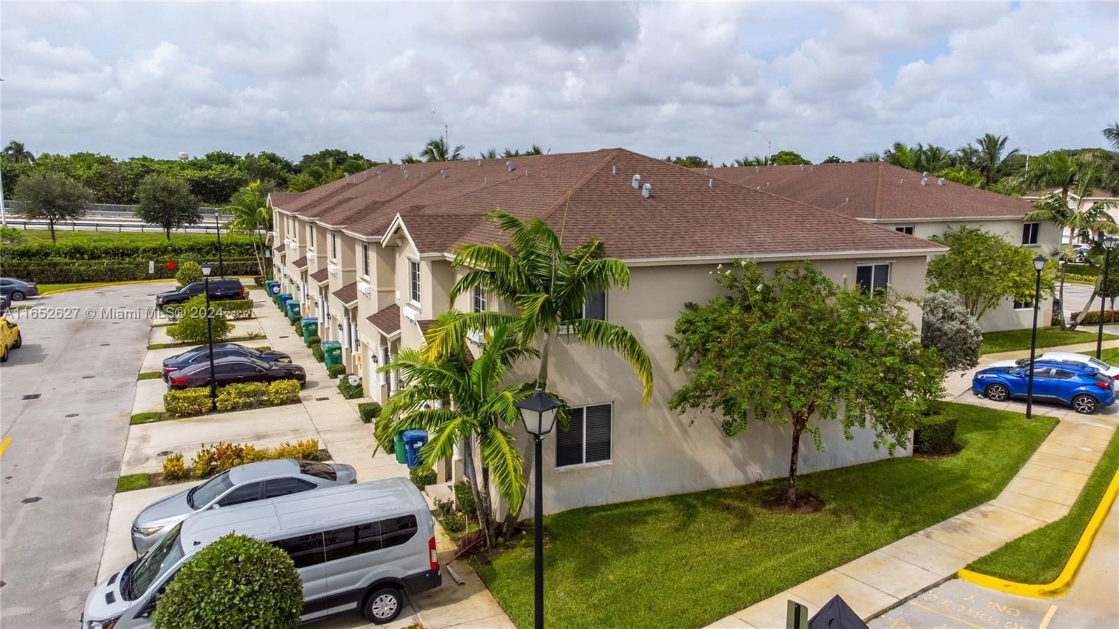 Real estate property located at 21475 14th Ct, Miami-dade, Walden Townhomes, Miami Gardens, FL