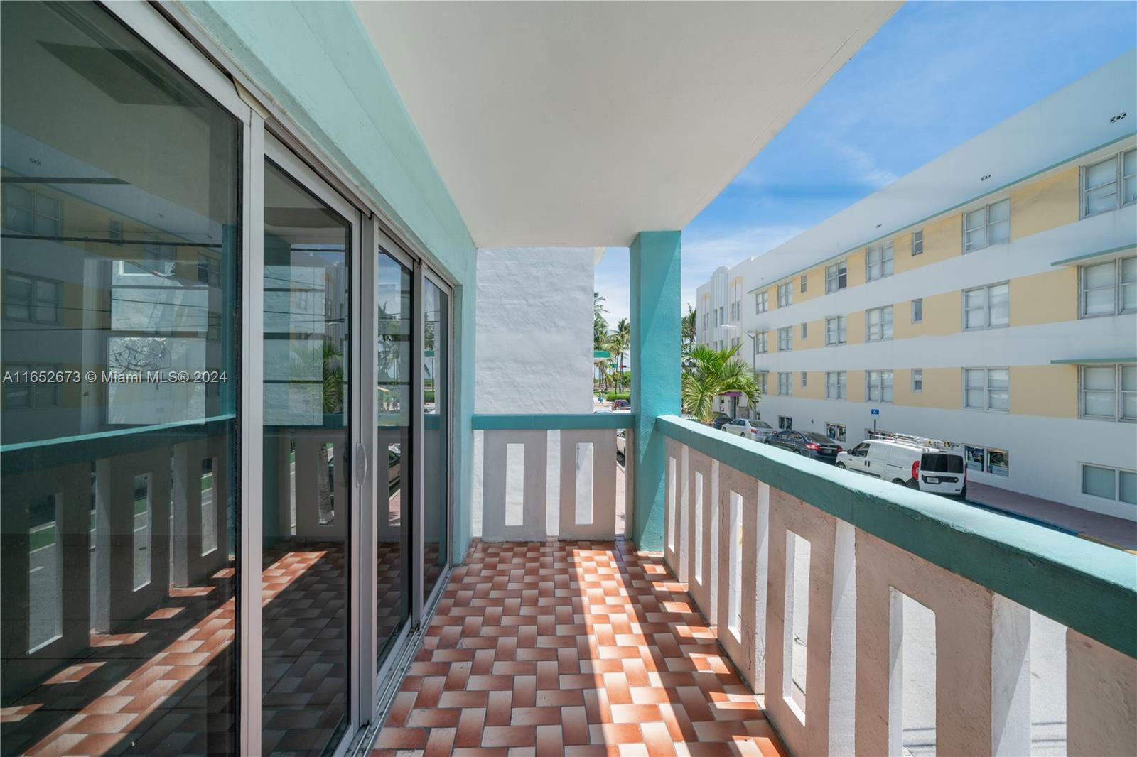 Real estate property located at 701 Collins Ave #1F, Miami-dade, Collins Manor Condo, Miami Beach, FL