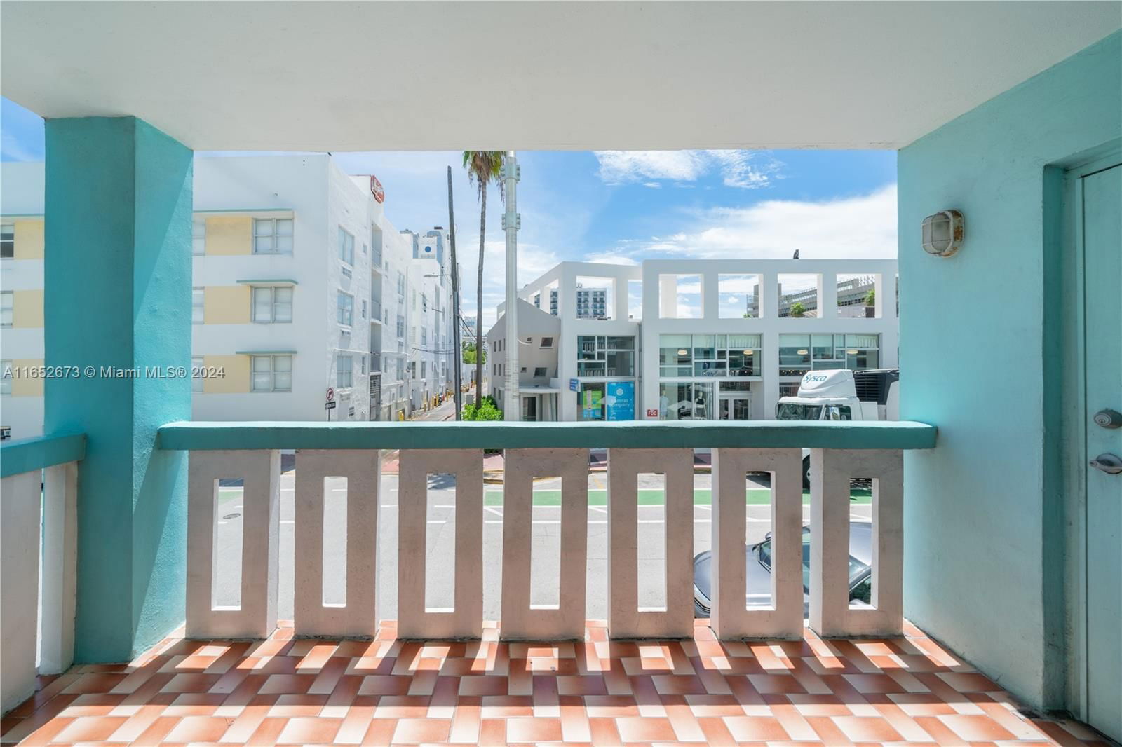 Real estate property located at 701 Collins Ave #1F, Miami-dade, Collins Manor Condo, Miami Beach, FL