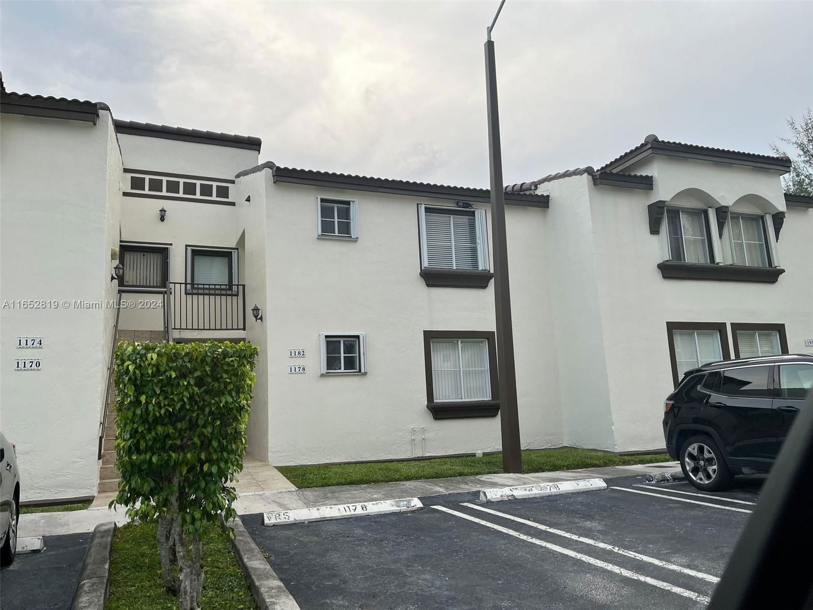 Real estate property located at 1178 125th Ct #104, Miami-Dade, VILLA REAL CONDO NO 5, Miami, FL