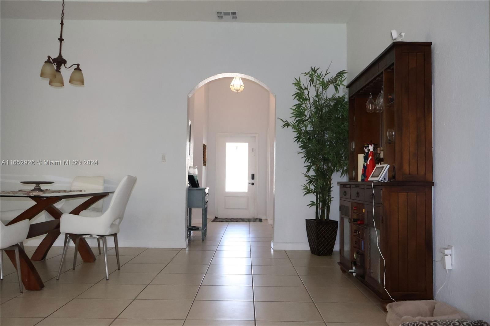 Real estate property located at 8788 222nd Ter, Miami-dade, Lakes By The Bay Kaye, Cutler Bay, FL