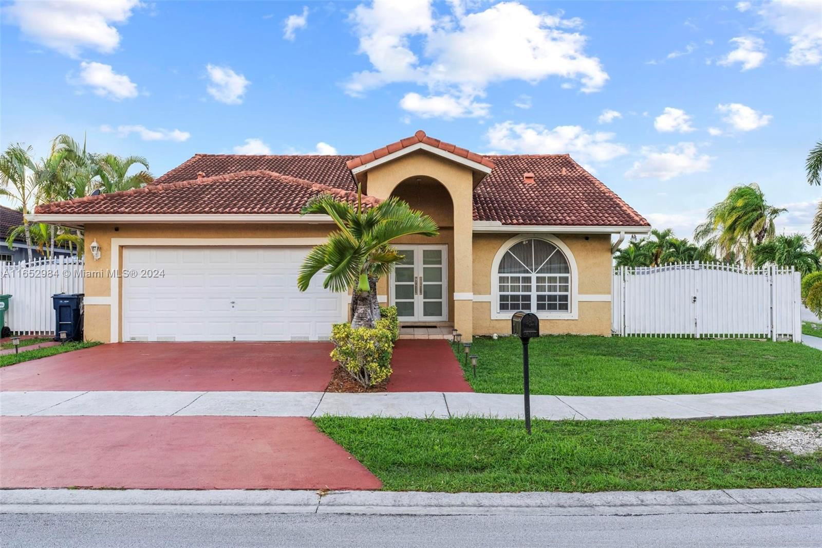 Real estate property located at 14305 50th St, Miami-Dade, BIRD LAKES SOUTH SEC 4, Miami, FL