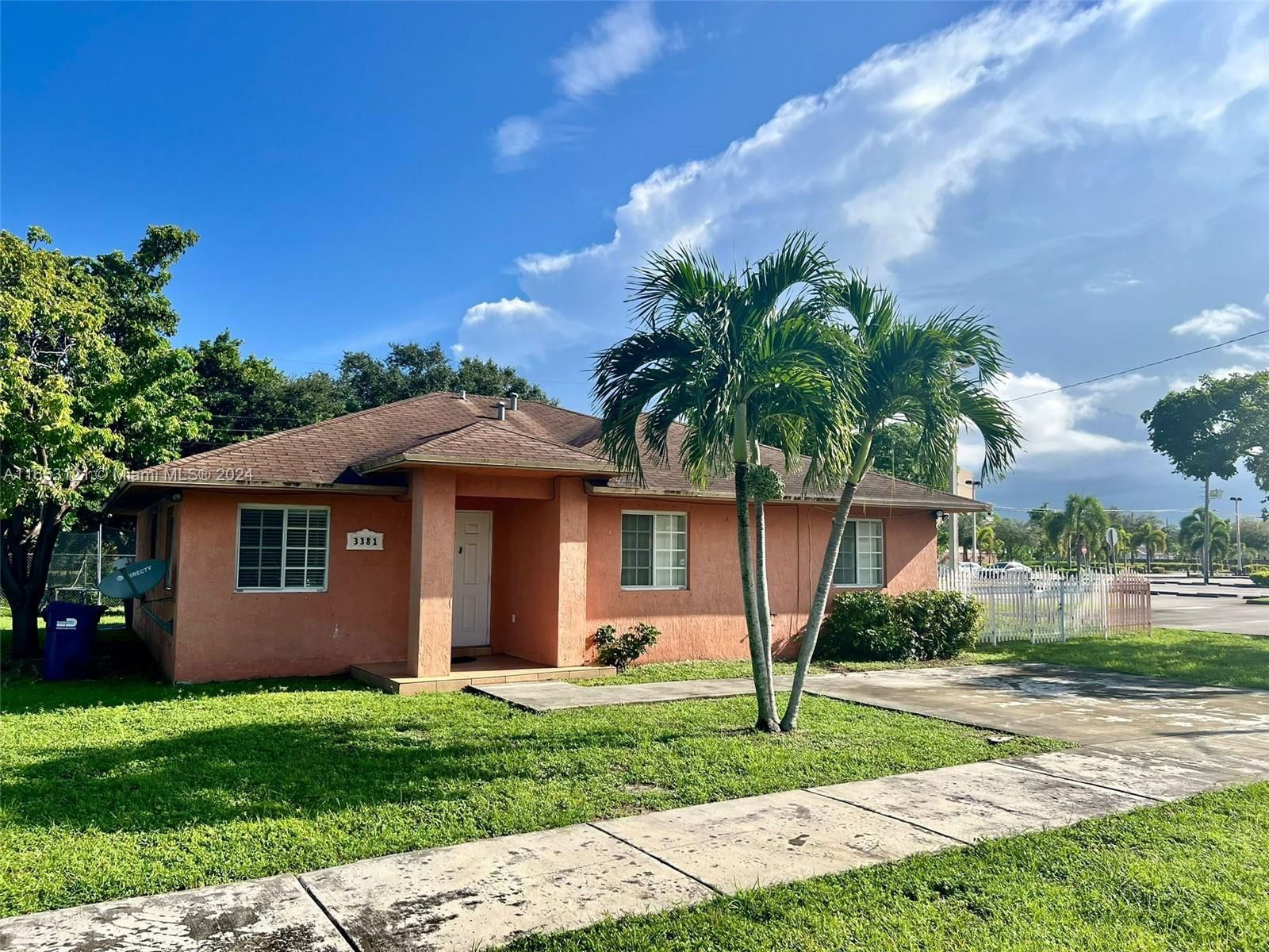 Real estate property located at 3381 212th St, Miami-Dade, LIBERTY GARDENS, Miami Gardens, FL