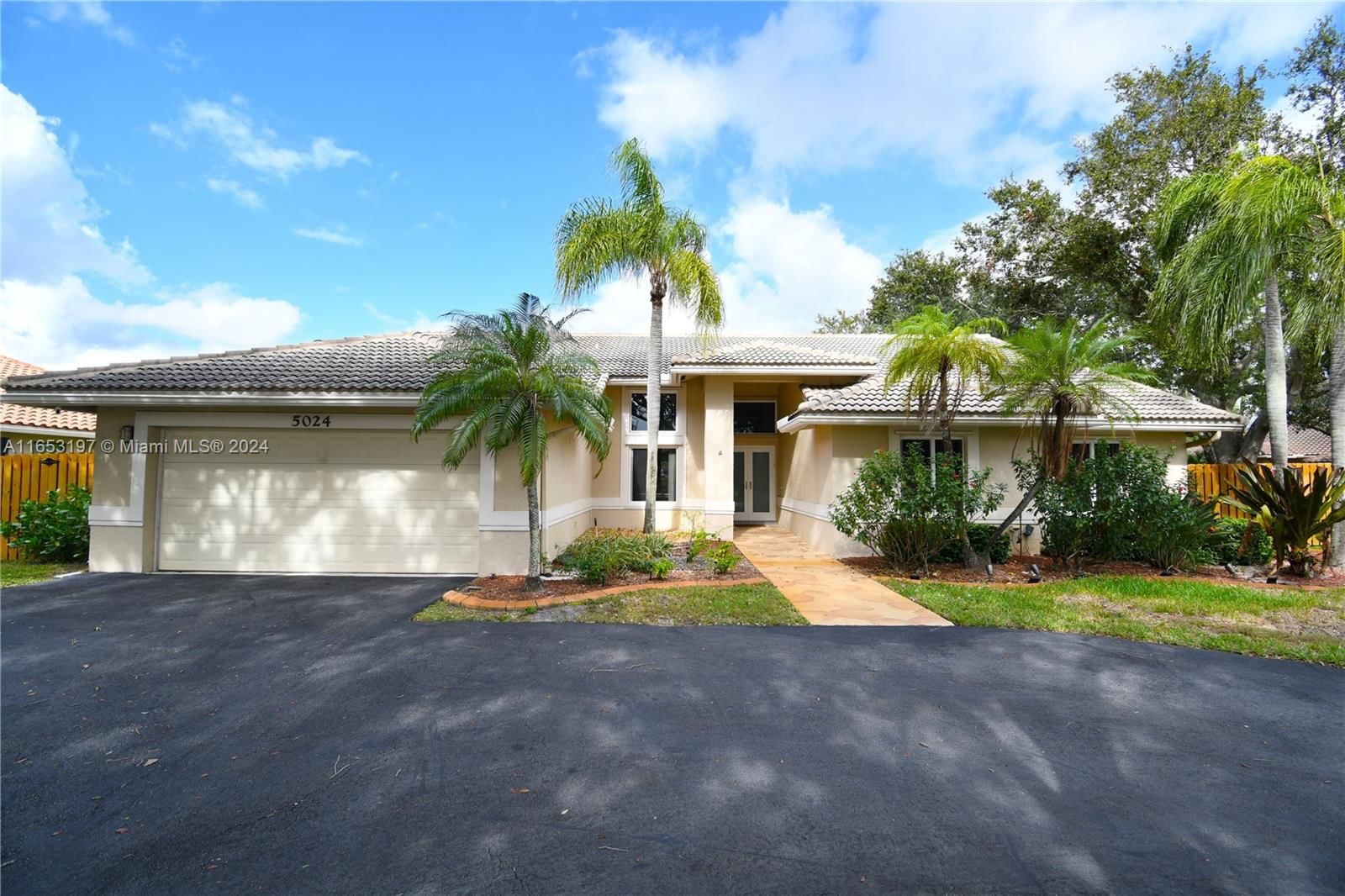 Real estate property located at 5024 97th Dr, Broward, NORTH SPRINGS, Coral Springs, FL