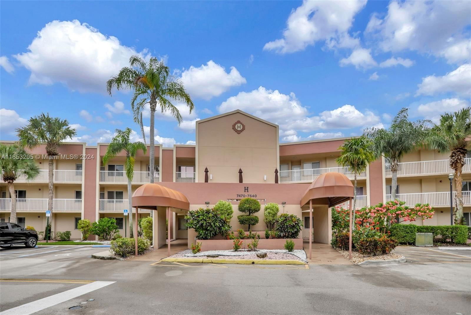 Real estate property located at 7520 Devon Dr BUILDING H 3RD FLOOR, Broward, DEVON CONDOMINIUM H, Tamarac, FL