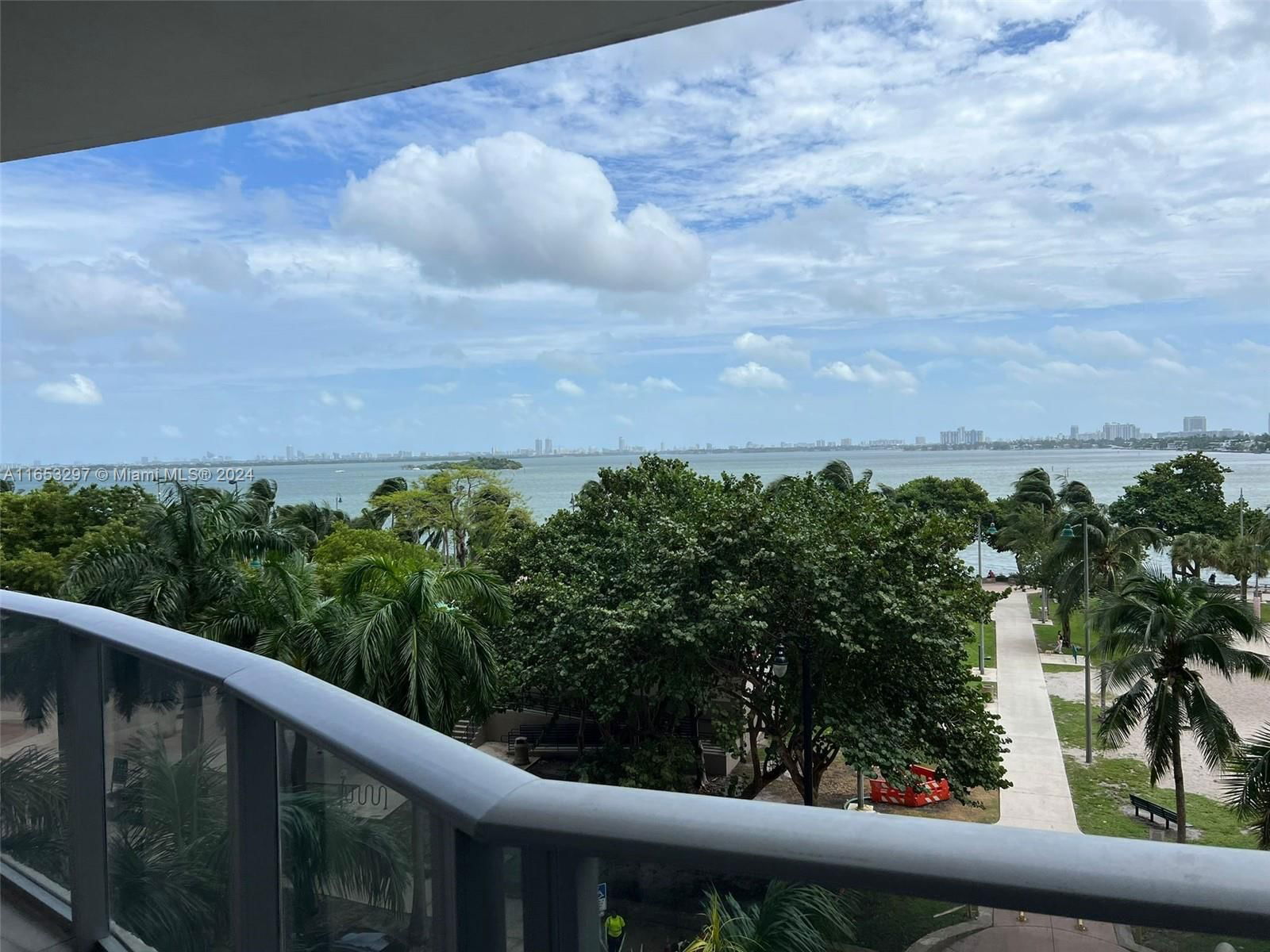 Real estate property located at 488 18th St #406, Miami-Dade, ARIA ON THE BAY CONDO, Miami, FL