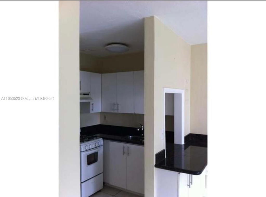 Real estate property located at 1300 Lincoln Rd F306, Miami-dade, Lincoln Towers Condo, Miami Beach, FL