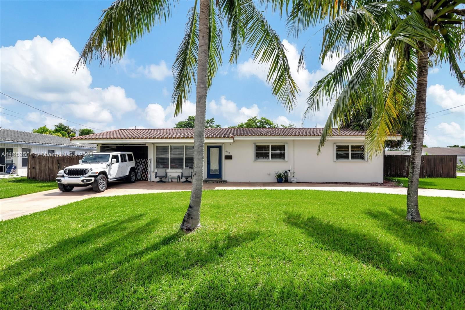 Real estate property located at 820 12th Ave, Broward, PINE CREST AMENDED PLAT, Pompano Beach, FL