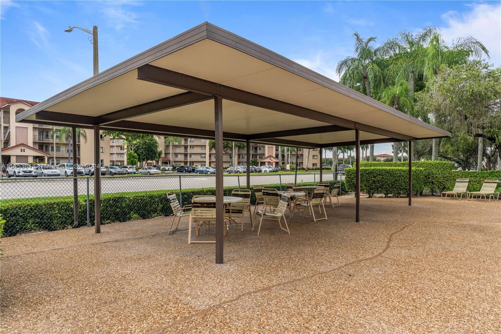 Real estate property located at 1101 128th Ter #408C, Broward, Cambridge At Century, Pembroke Pines, FL