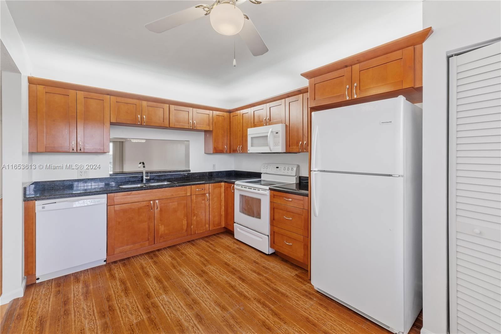 Real estate property located at 1101 128th Ter #408C, Broward, Cambridge At Century, Pembroke Pines, FL