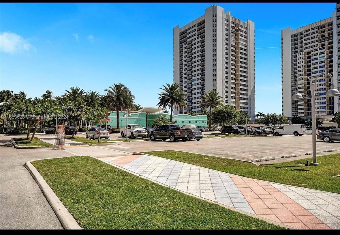 Real estate property located at 1849 Ocean Dr #503, Broward, PLAZA TOWERS SOUTH CONDO, Hallandale Beach, FL