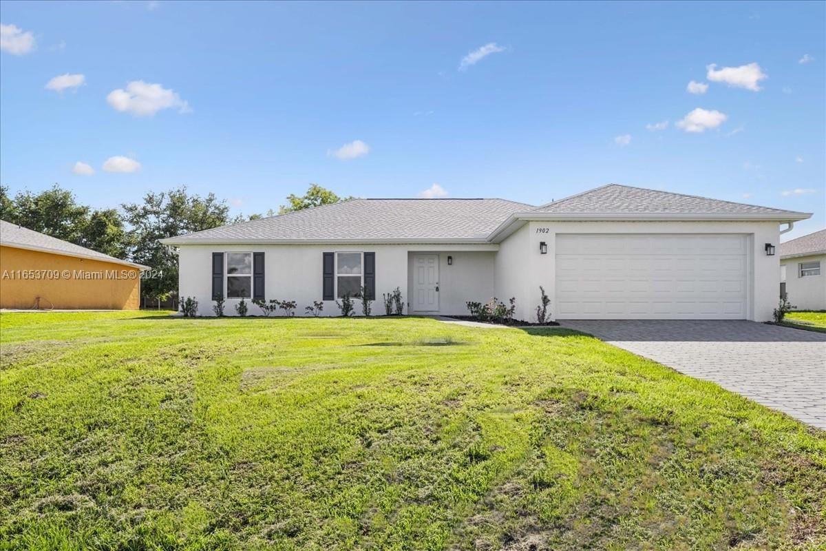 Real estate property located at 1902 NW 5th AVE, Lee, Cape Coral, Cape Coral, FL