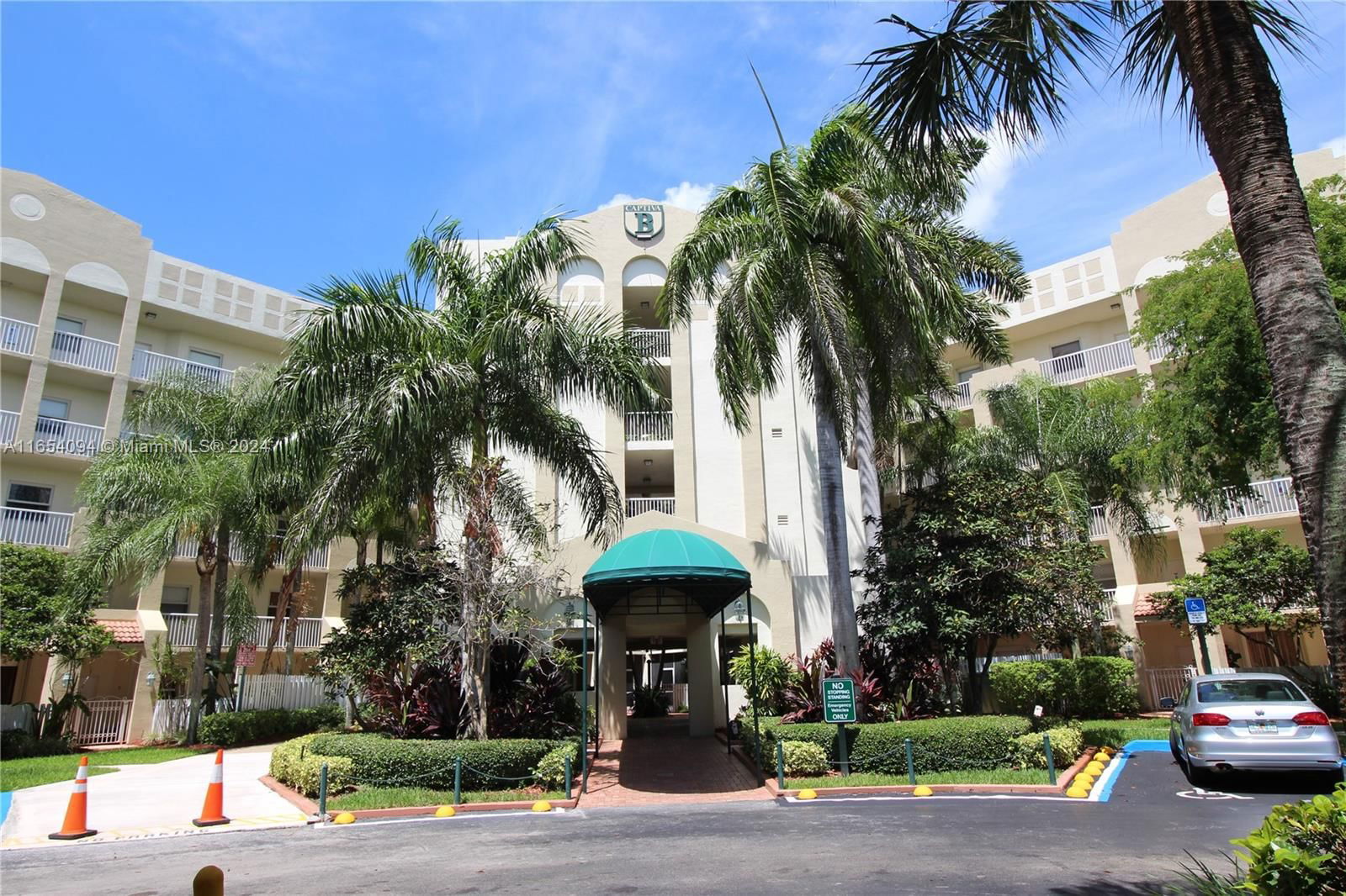 Real estate property located at 10750 66th St #110, Miami-Dade, CAPTIVA CONDO B, Doral, FL