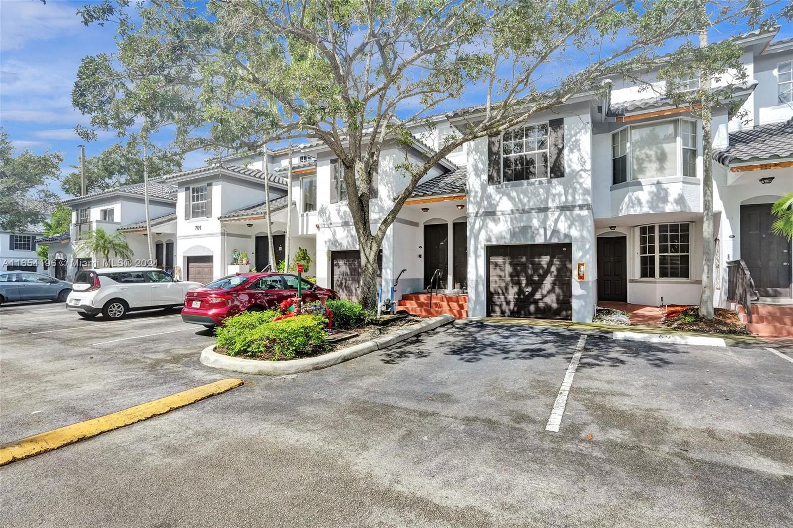 Real estate property located at 701 148th Ave #110, Broward, VILLAS DE TUSCANY, Sunrise, FL