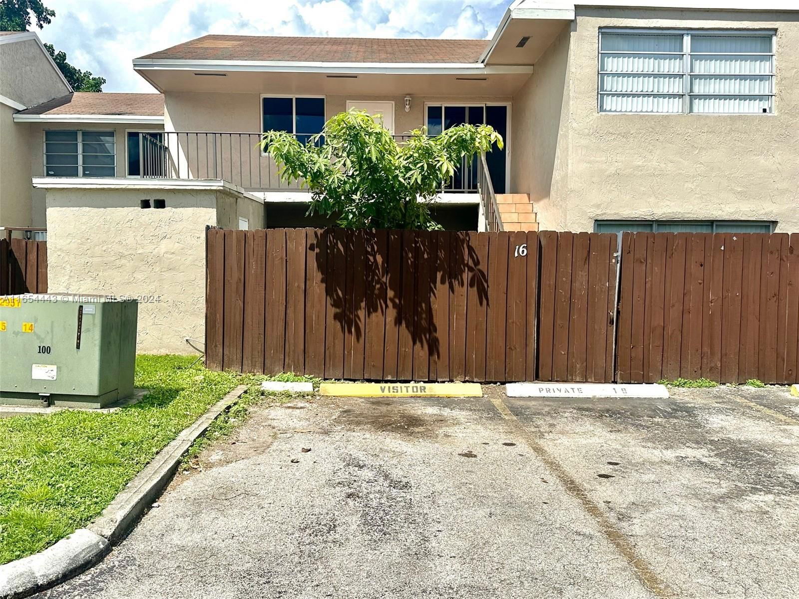 Real estate property located at 15695 82nd Cir Ln #1-6, Miami-Dade, VIEW WEST CONDO PH I, Miami, FL