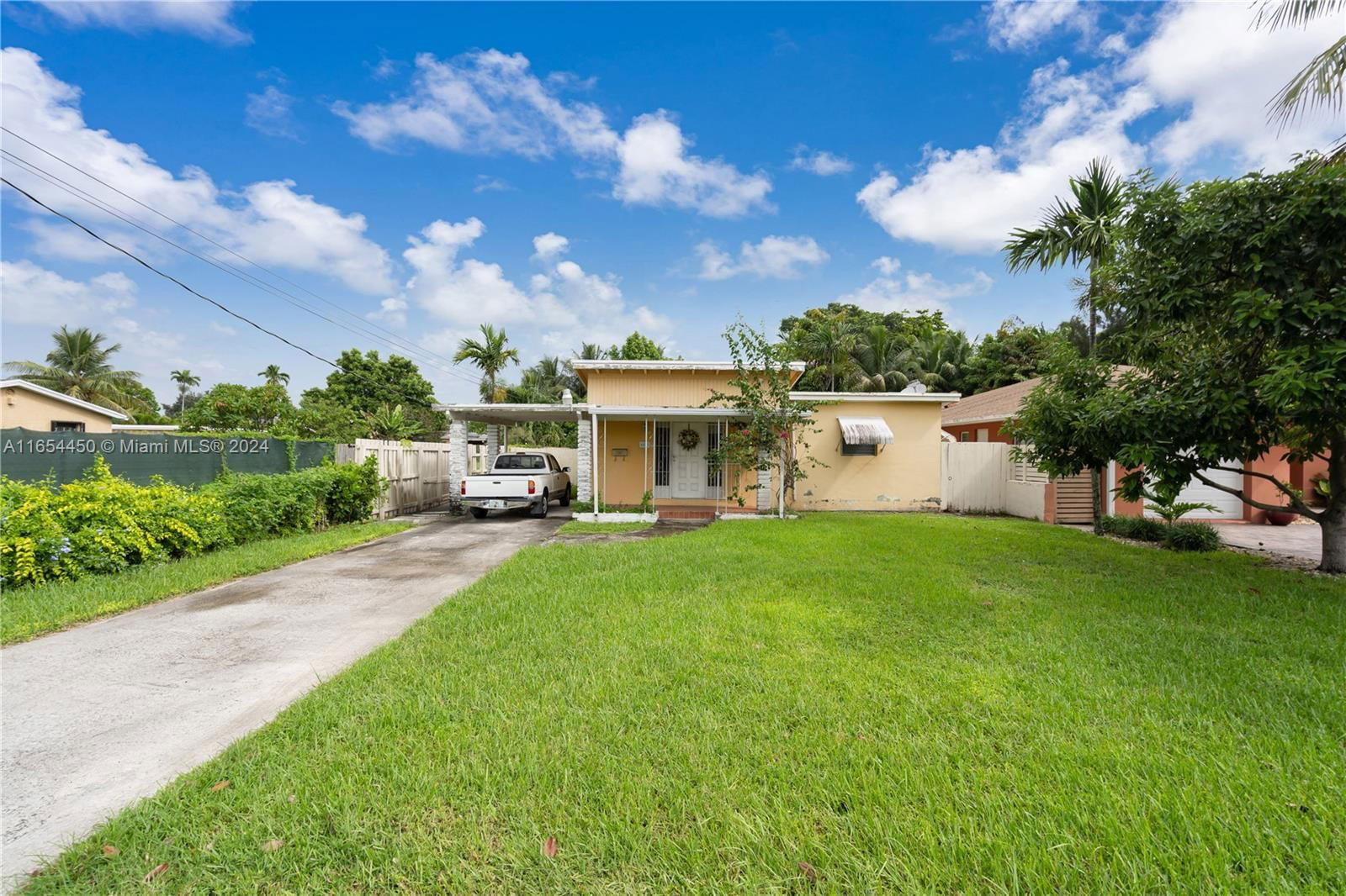 Real estate property located at 6441 28th St, Miami-Dade, CORAL VILLAS REV, Miami, FL