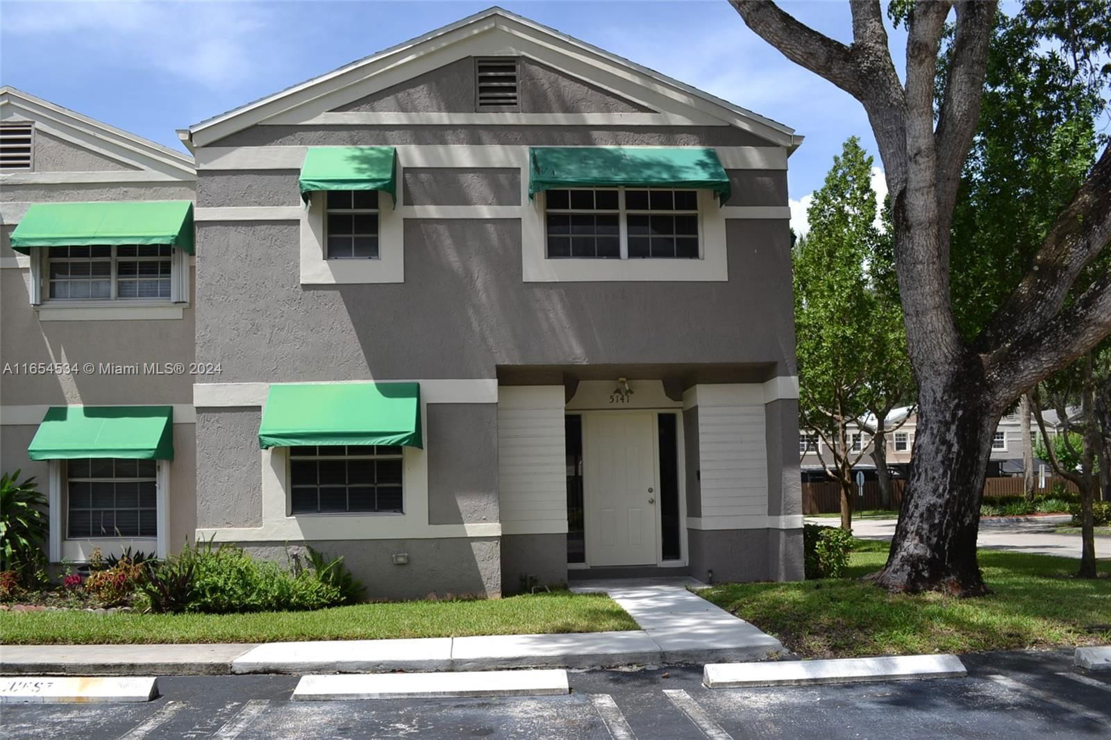 Real estate property located at 5141 122nd Ter, Broward, FLAMINGO GARDENS PHASE FO, Cooper City, FL