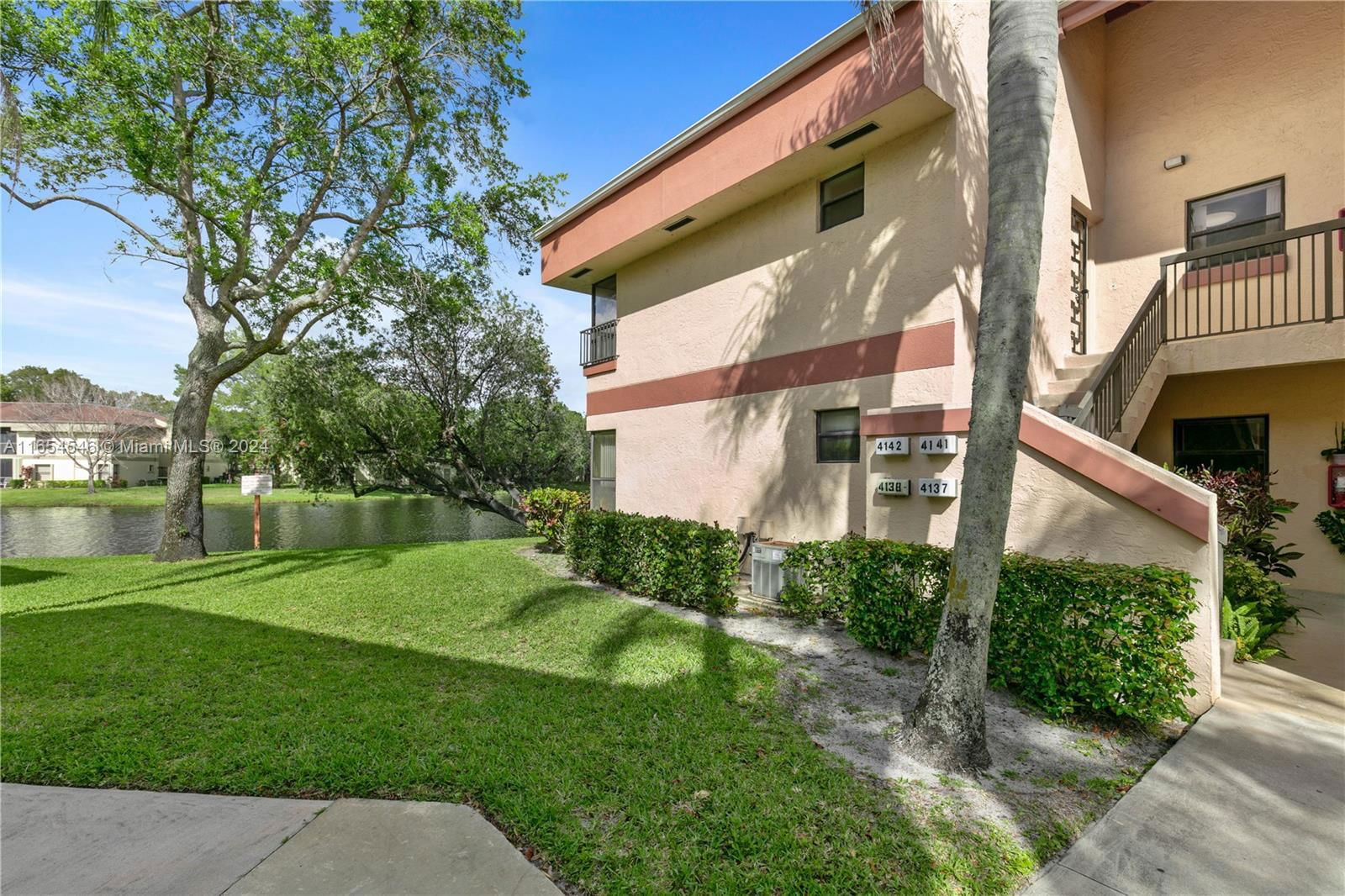 Real estate property located at 4142 Carambola Cir S #2140, Broward, KARANDA VILLAGE VII-B CON, Coconut Creek, FL