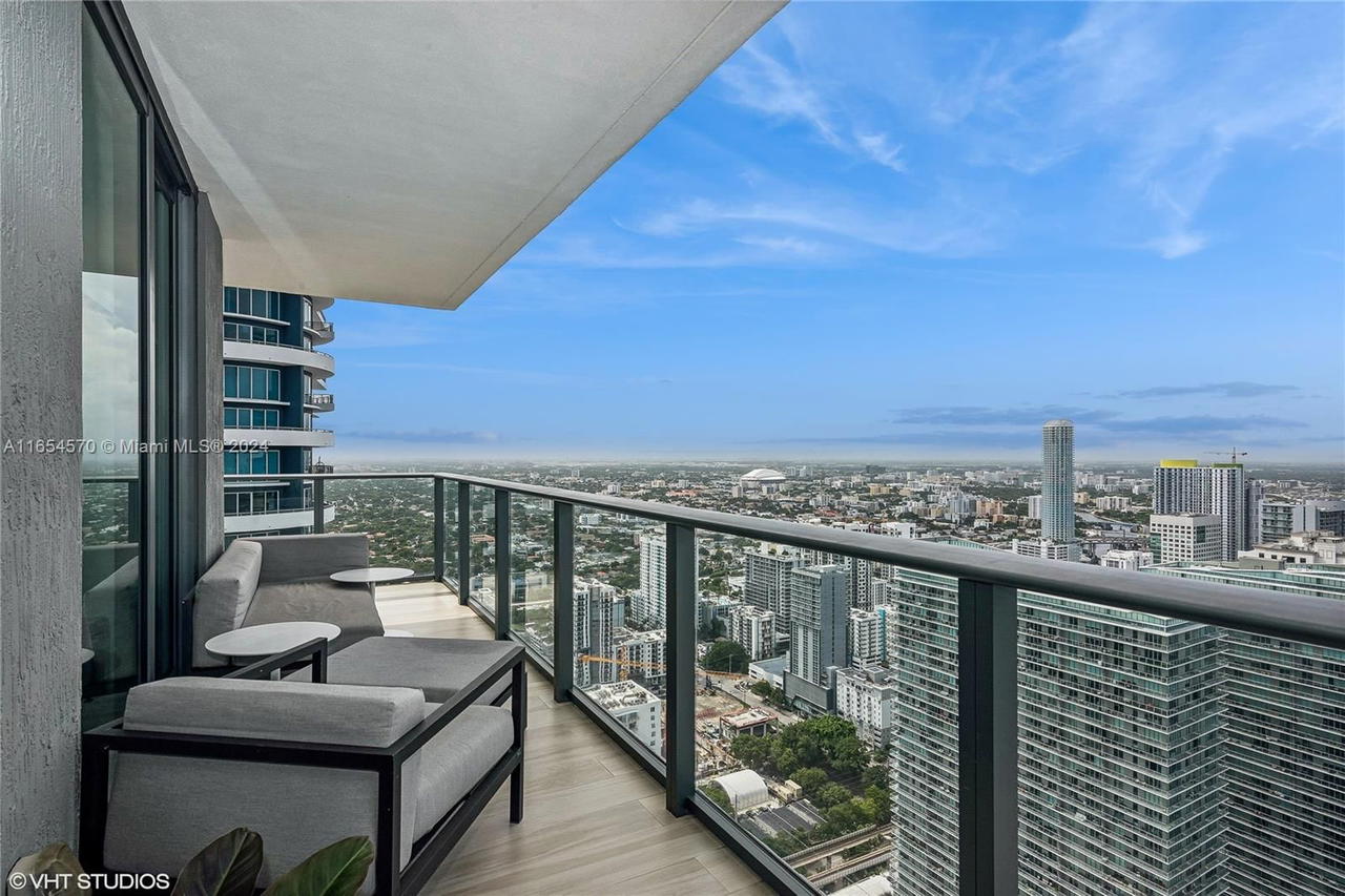 Real estate property located at 1300 Miami Ave #4710, Miami-dade, 1300 S Miami Avenue Condo, Miami, FL