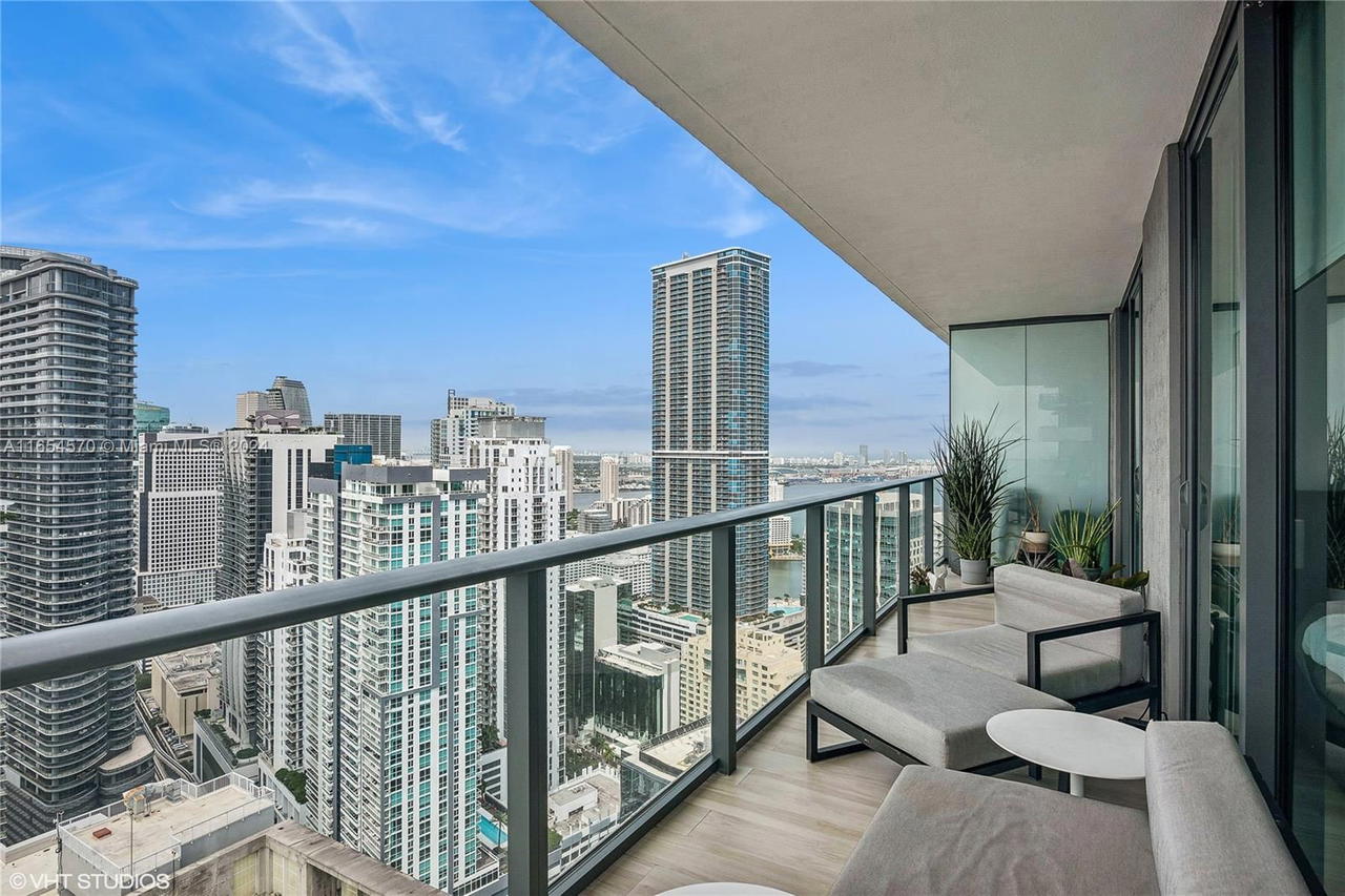 Real estate property located at 1300 Miami Ave #4710, Miami-dade, 1300 S Miami Avenue Condo, Miami, FL