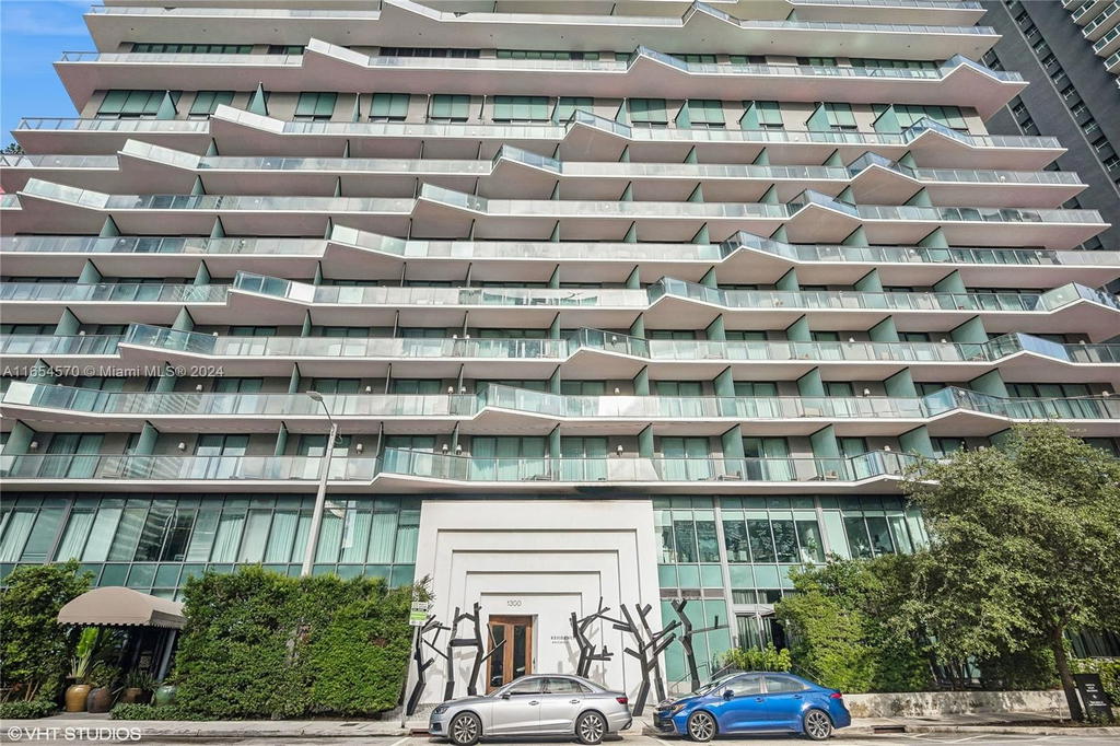 Real estate property located at 1300 Miami Ave #4710, Miami-dade, 1300 S Miami Avenue Condo, Miami, FL