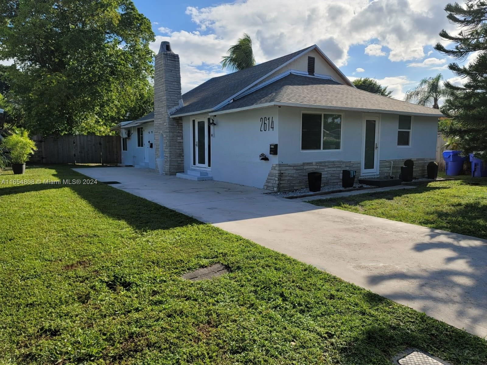 Real estate property located at 2614 Monroe St, Broward, HOLLYWOOD LITTLE RANCHES, Hollywood, FL