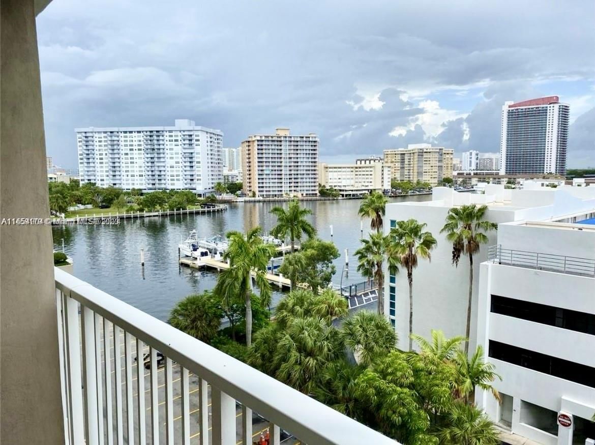 Real estate property located at 1965 ocean drive #5B, Broward, the hemispheres, Hallandale Beach, FL