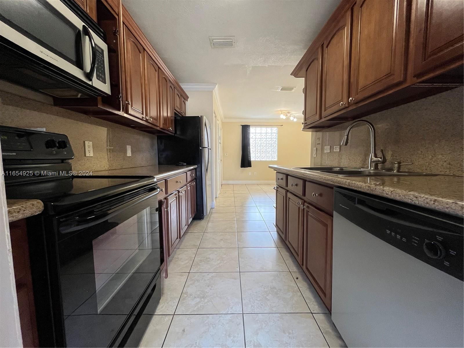 Real estate property located at 10665 45th St #10665, Broward, COLONY AT CORAL SPRINGS, Coral Springs, FL