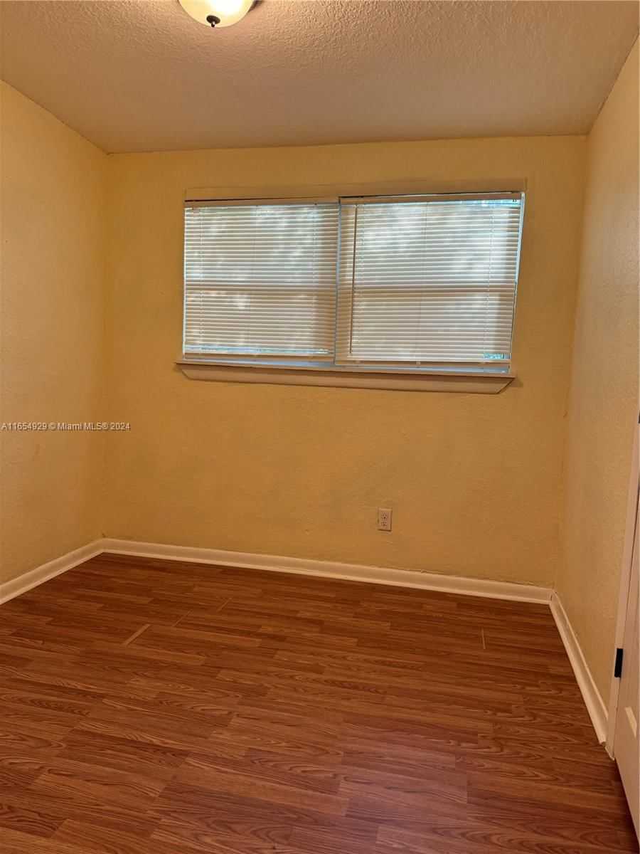 Real estate property located at 9410 Gilchrist ct, Duval, Carver Manor Unit 10, Jacksonville, FL