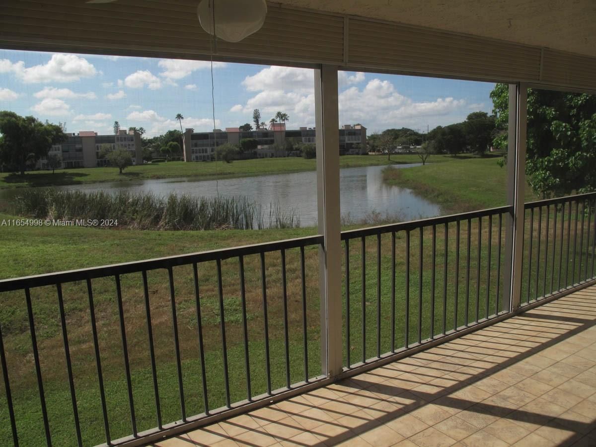 Real estate property located at 7210 Lake Cir Dr #205, Broward, PALM LAKES CONDO, Margate, FL