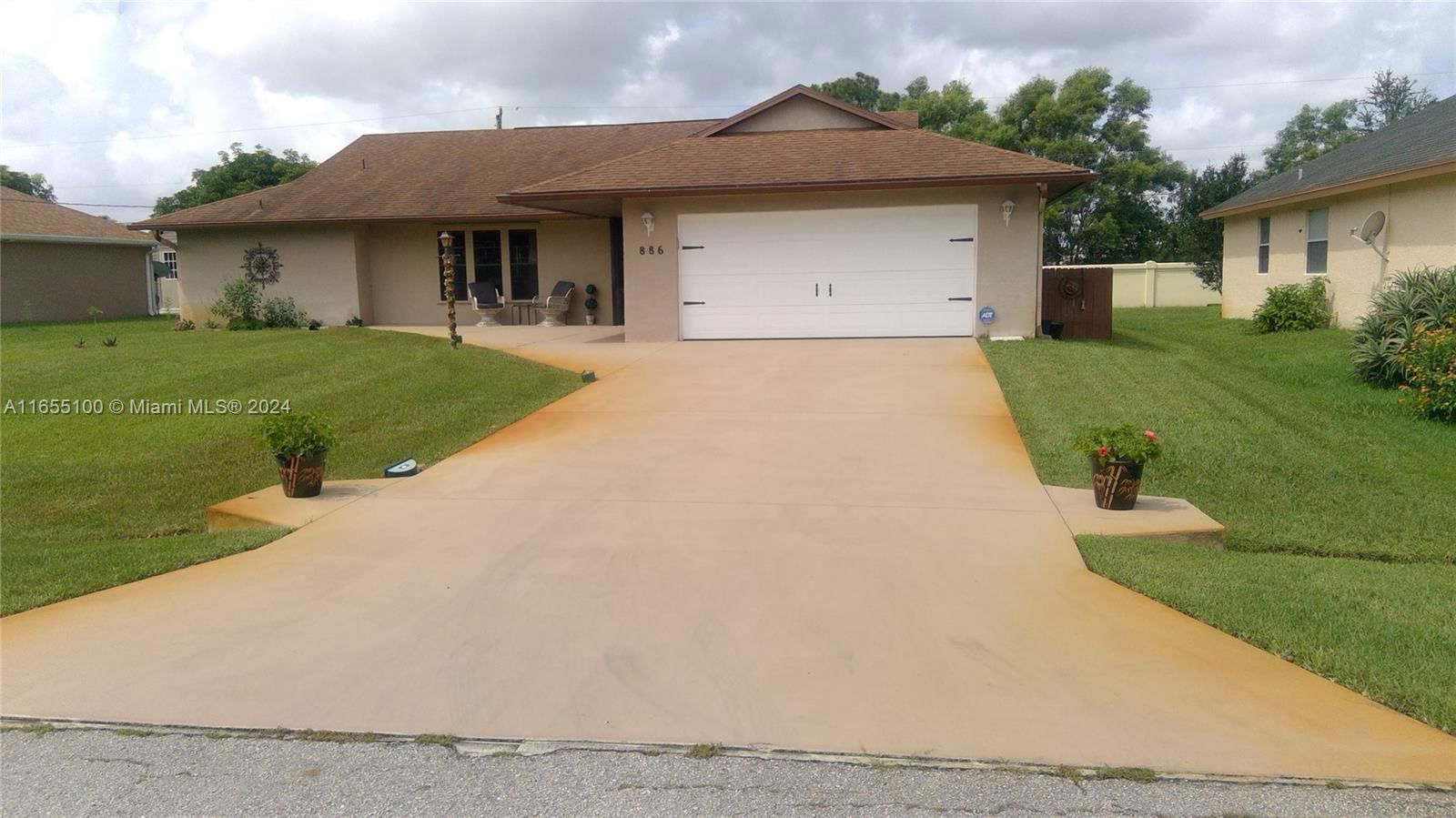 Real estate property located at 886 O Donnell Lane, St Lucie, PORT ST LUCIE SECTION 24, Port St. Lucie, FL