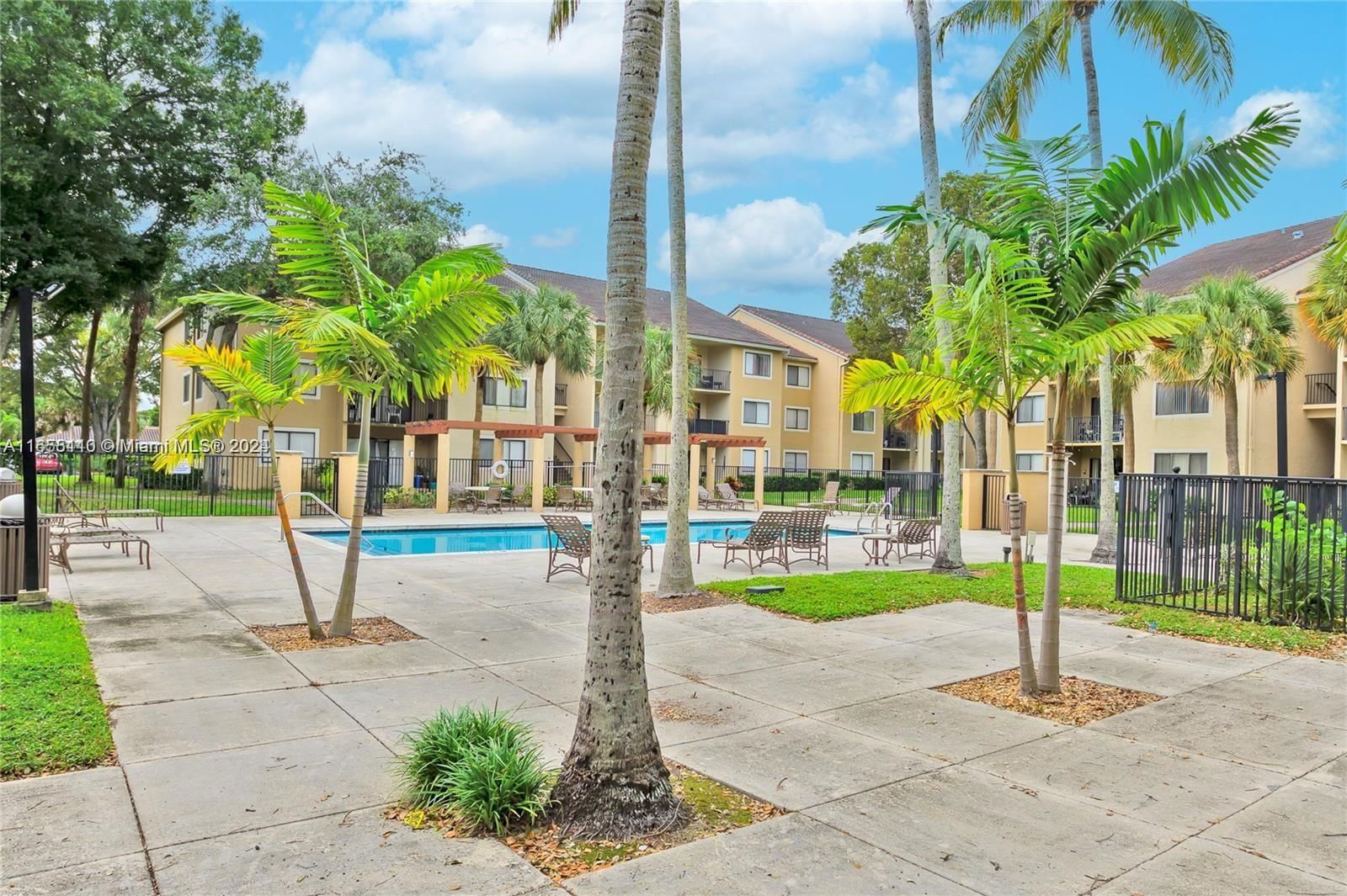 Real estate property located at 9200 Atlantic Blvd #1422, Broward, VISCONTI CONDO, Coral Springs, FL