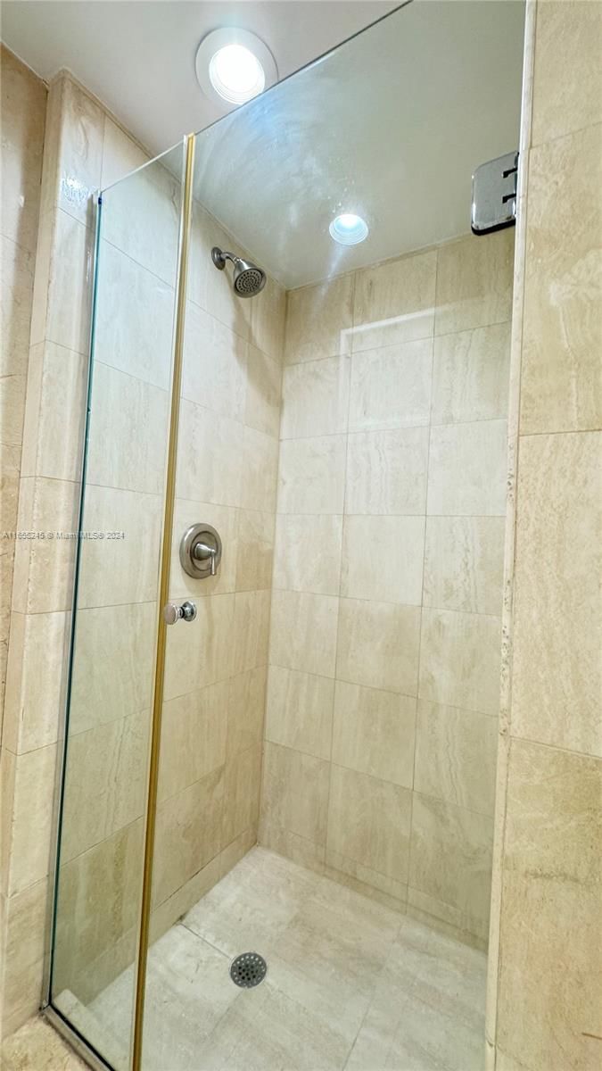 Real estate property located at 151 Crandon Blvd #838, Miami-dade, The Emeraldbay @ Key Colo, Key Biscayne, FL