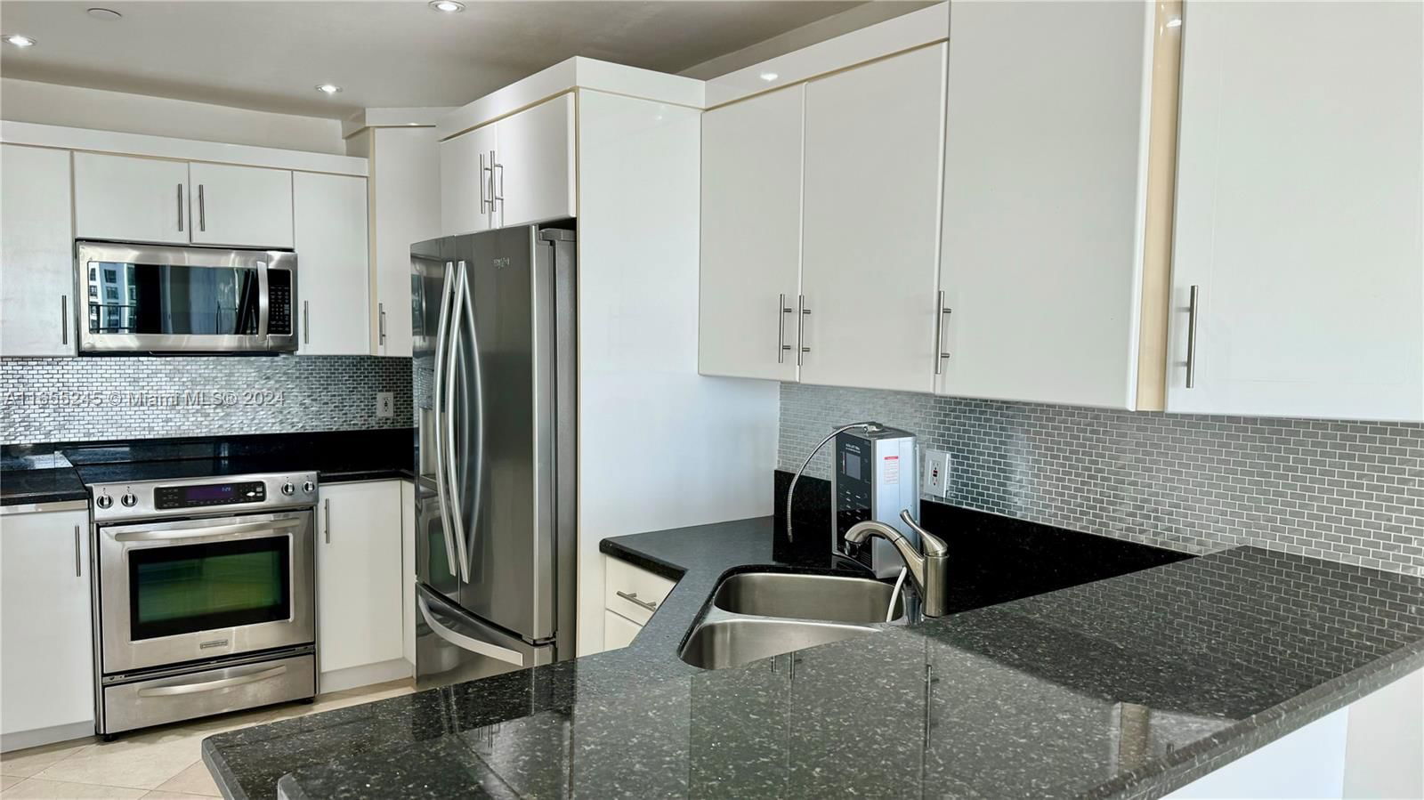 Real estate property located at 151 Crandon Blvd #838, Miami-dade, The Emeraldbay @ Key Colo, Key Biscayne, FL