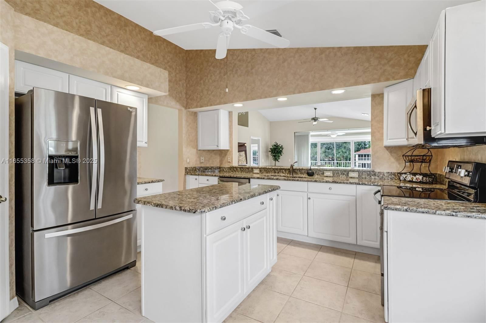 Real estate property located at 6195 Reserve Circle #1304, Collier, The Vineyards, Naples, FL