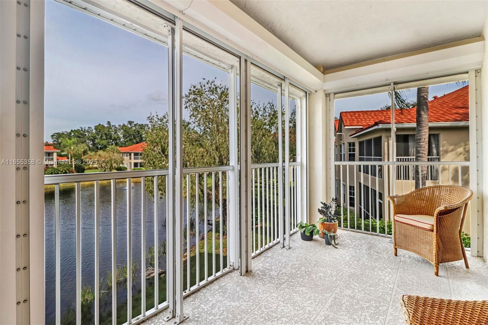 Real estate property located at 6195 Reserve Circle #1304, Collier, The Vineyards, Naples, FL