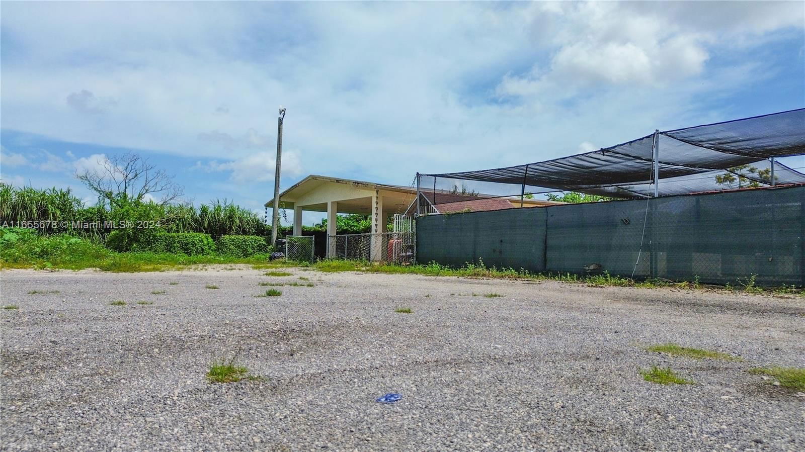 Real estate property located at 12355 199th Ave, Miami-dade, Miami, FL