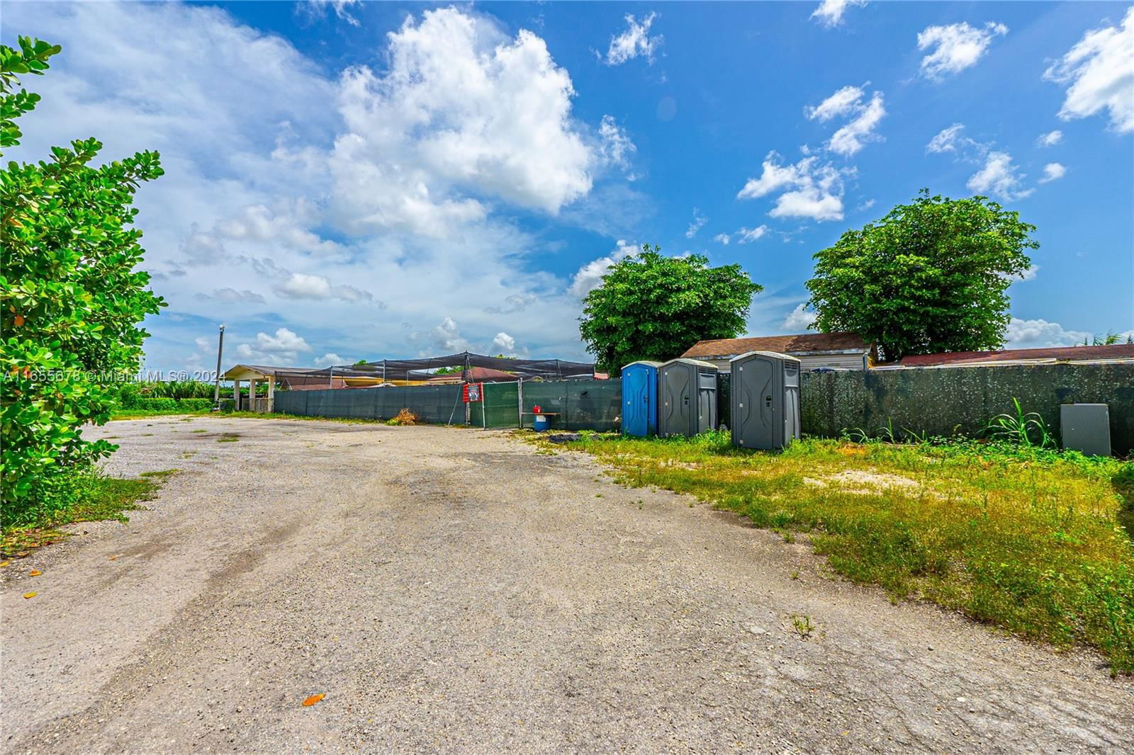 Real estate property located at 12355 199th Ave, Miami-dade, Miami, FL