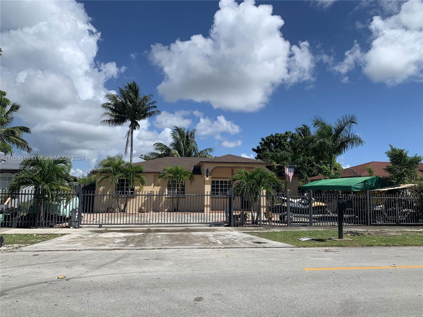 Real estate property located at 14265 296th St, Miami-Dade, SALMA LAKE PH 1, Homestead, FL