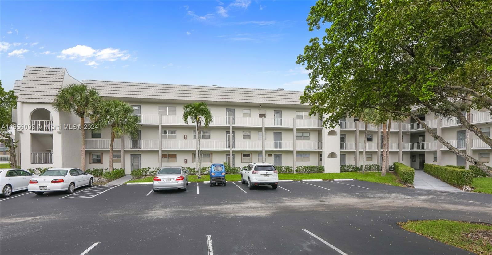 Real estate property located at 8510 Sunrise Lakes Blvd #202, Broward, SUNRISE LAKES 50 CONDO, Sunrise, FL