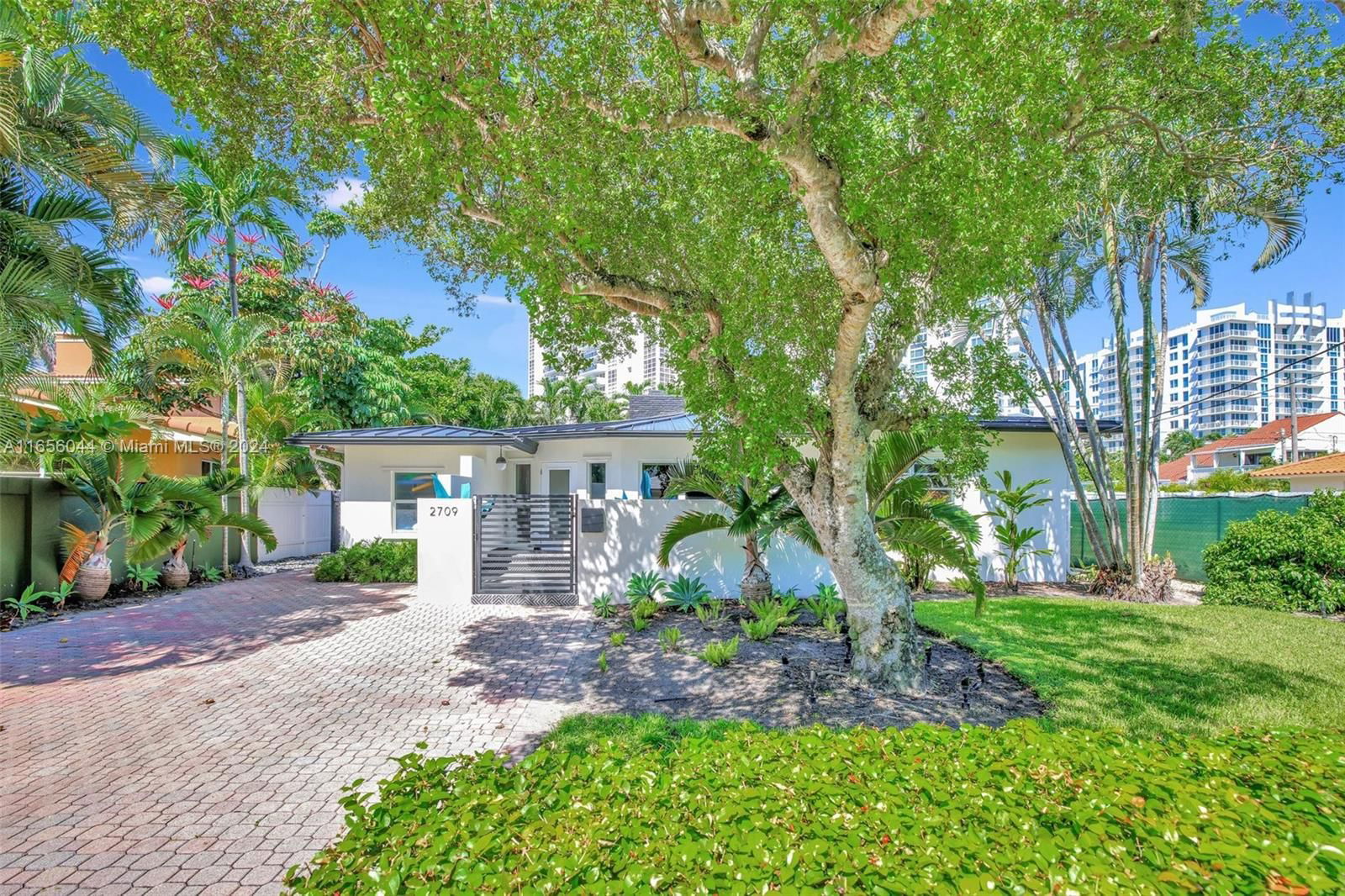 Real estate property located at 2709 Center Ave, Broward, LAUDERDALE BEACH, Fort Lauderdale, FL