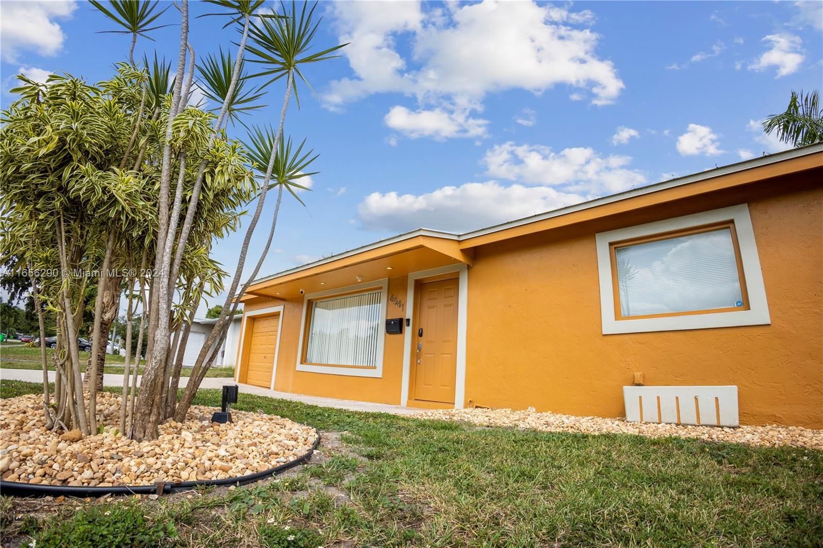 Real estate property located at 6541 24th St, Broward, SUNRISE GOLF VILLAGE SEC, Sunrise, FL