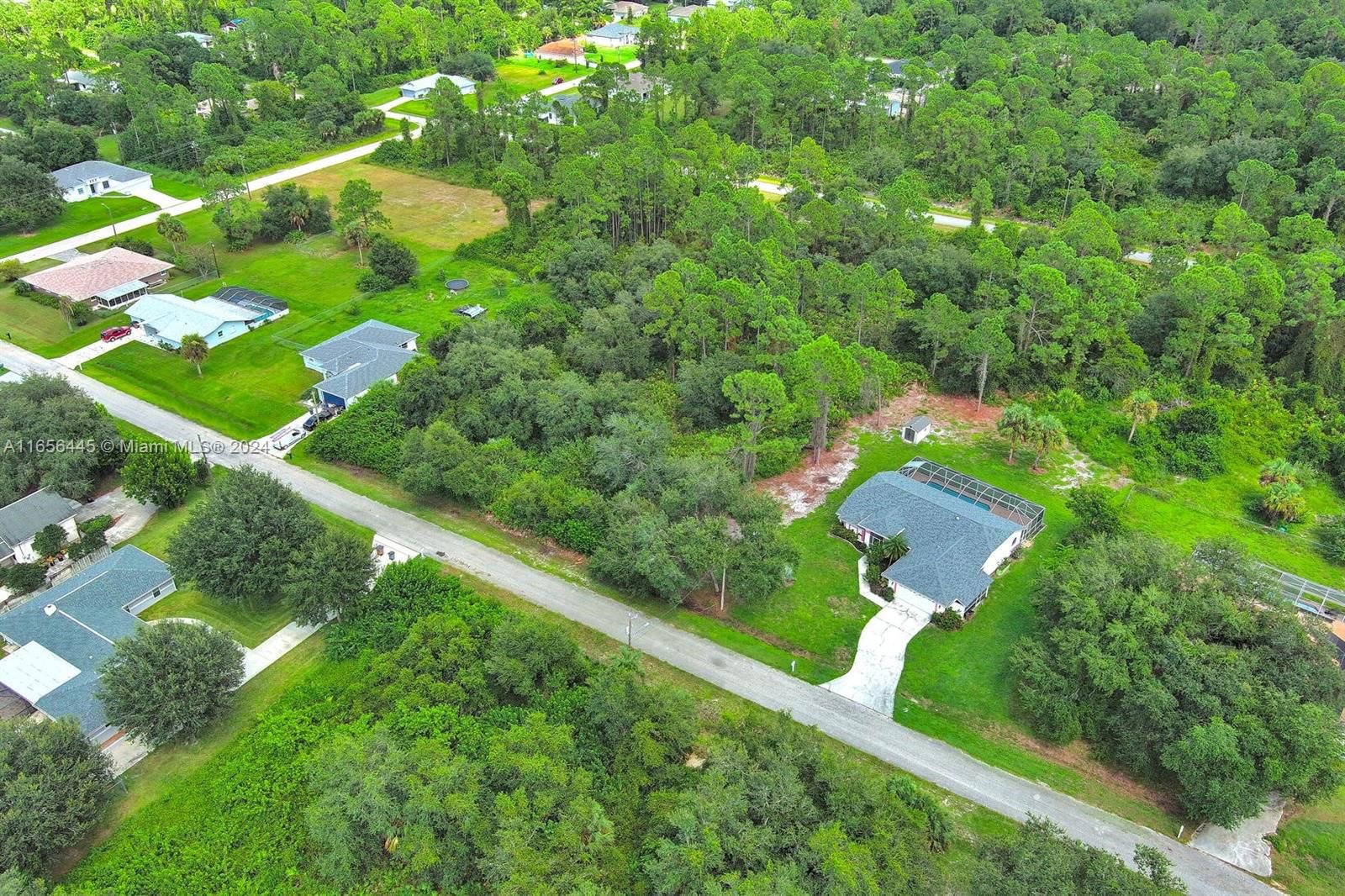 Real estate property located at 414 Lake Ave, Lee, Lehigh Acres, Lehigh Acres, FL