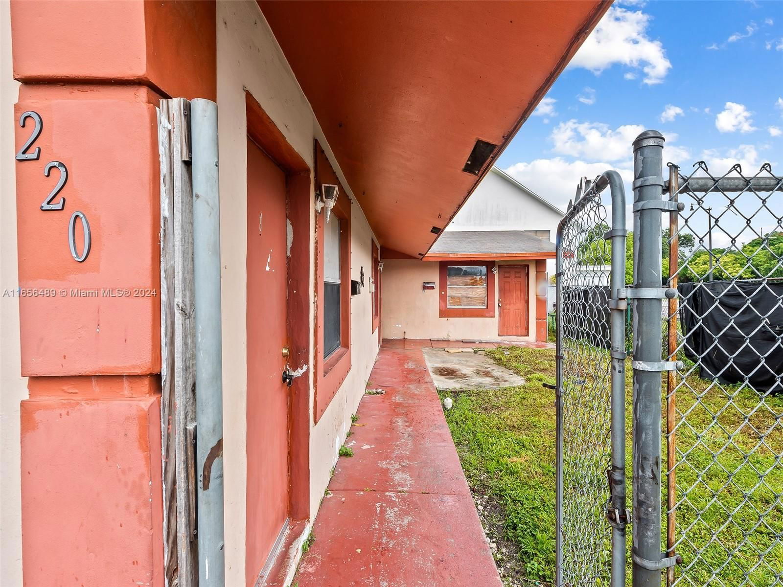 Real estate property located at 220 27th Ave, Broward, NA, Pompano Beach, FL