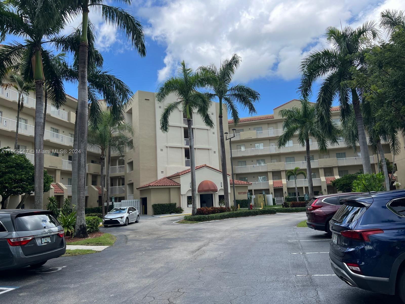 Real estate property located at 10720 66th St #206, Miami-Dade, CAPTIVA CONDO D, Doral, FL